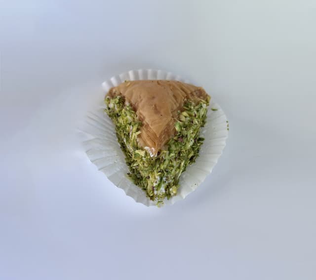 Warbat with Cream - Image 1